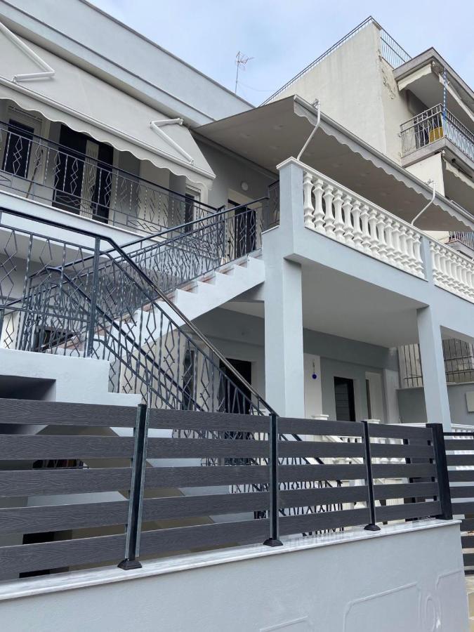 Ifos Apartments テッサロニキ エクステリア 写真